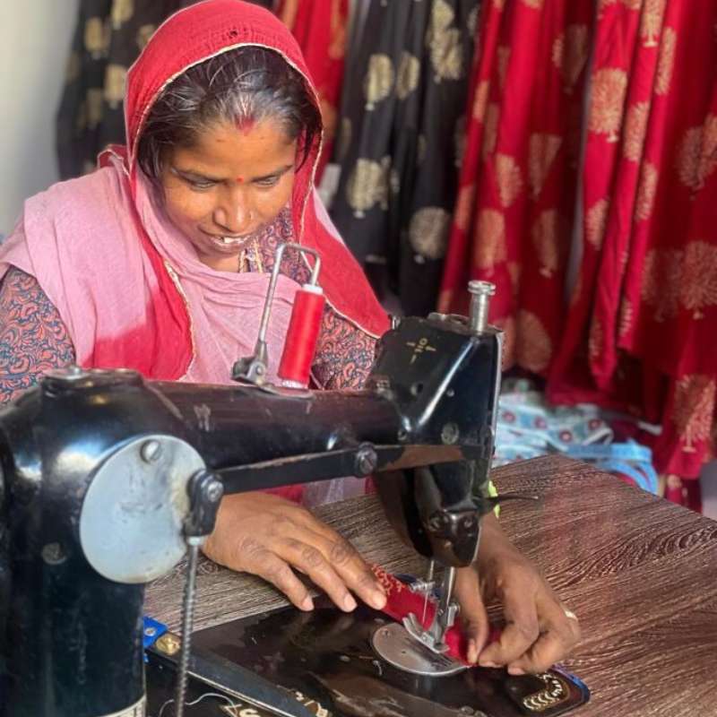Raju Didi sewing Raju Didi sewing